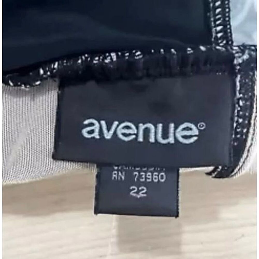 Avenue Swim Dress One Piece Bathing Suit Plus Size 22 Black White Skirt Swimwear - Picture 10 of 14